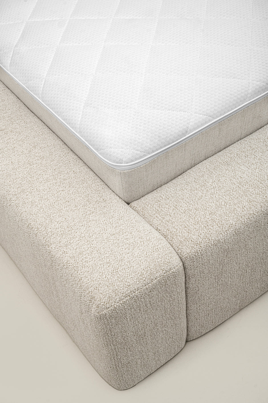 Sand Bett  1,80x2,00m